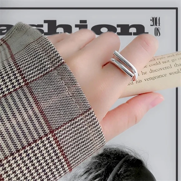 *NEW Glossy 18k White Gold Plated Adjustable Ring - Picture 9 of 16